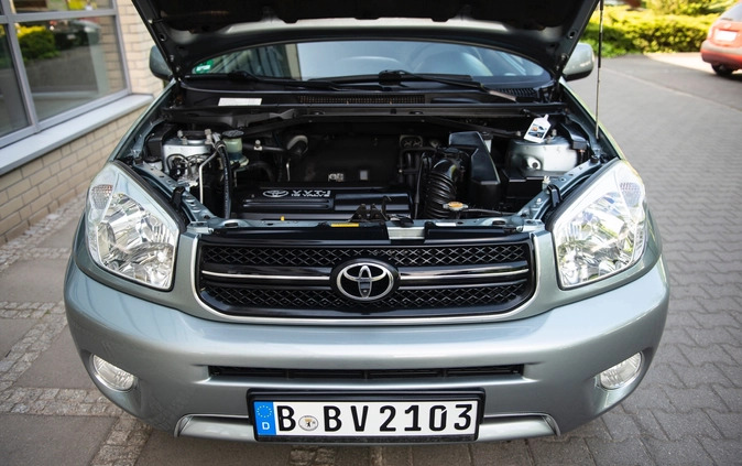 Toyota RAV4 cena 36500 przebieg: 171000, rok produkcji 2005 z Pyskowice małe 742